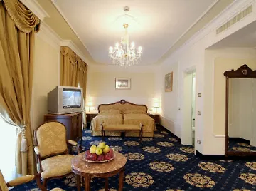 Hotel La & Idrokinesis 4*