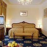 La & Idrokinesis Hotel