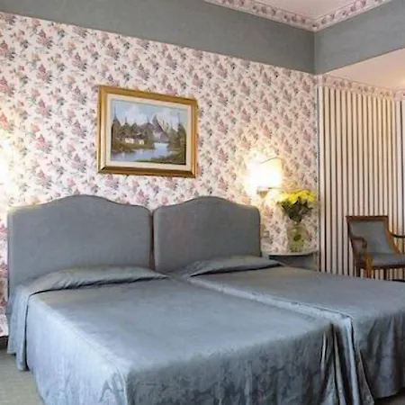 Hotell La & Idrokinesis Abano Terme