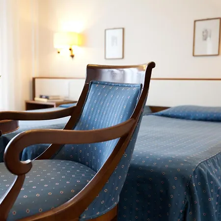 Hotell La & Idrokinesis