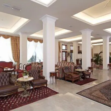 La & Idrokinesis Отель