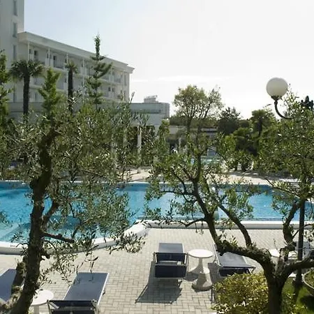 La & Idrokinesis Абано-Терме