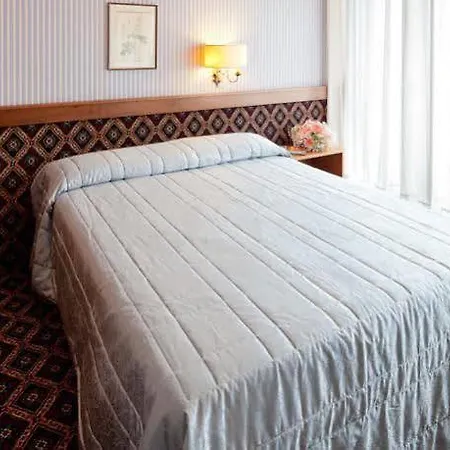 Hotell La & Idrokinesis Abano Terme